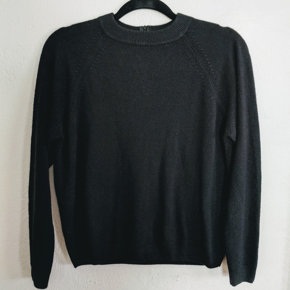 Vintage Black Crewneck Mockneck Sweater Classic